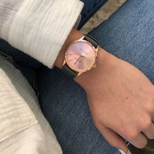 Monroé Classique Watch in Sunburst Solérose